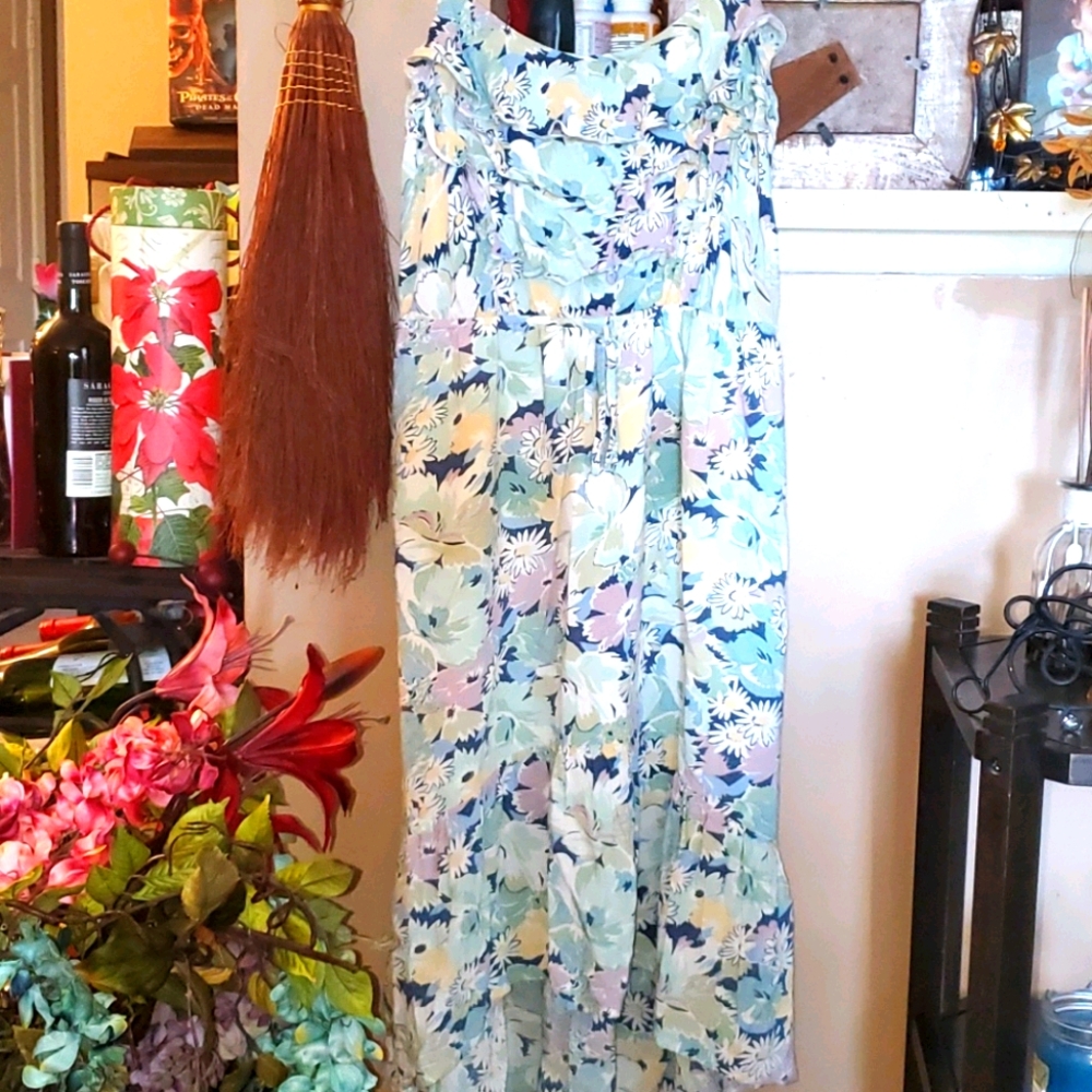 Lauren Conrad Dress - Picture 1 of 11